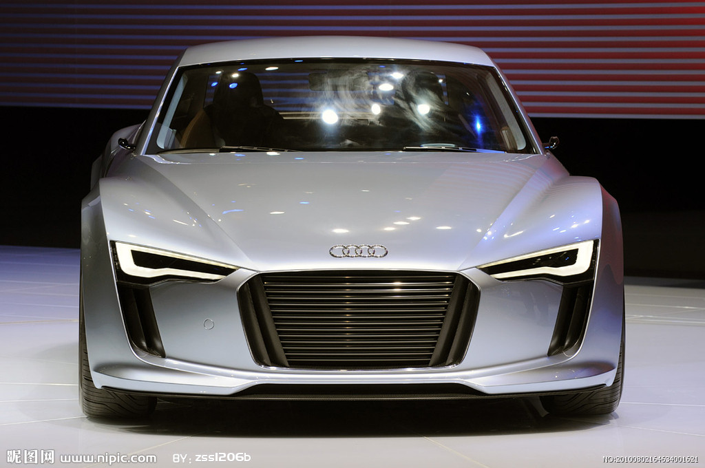 Audi A8 eTron