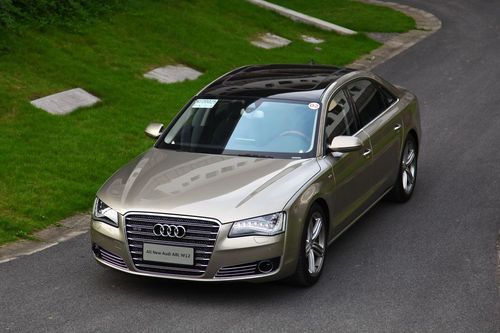 Audi A8 L W12