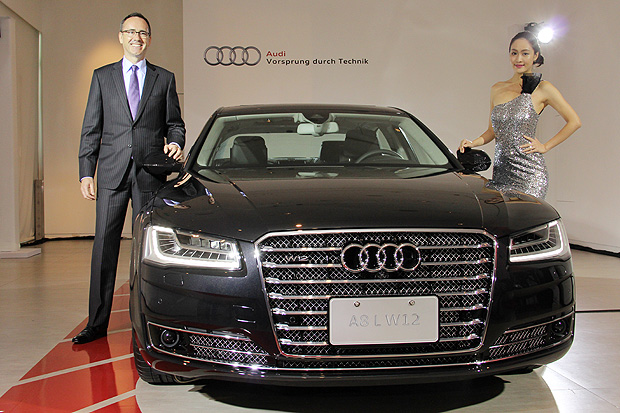 Audi A8 L W12