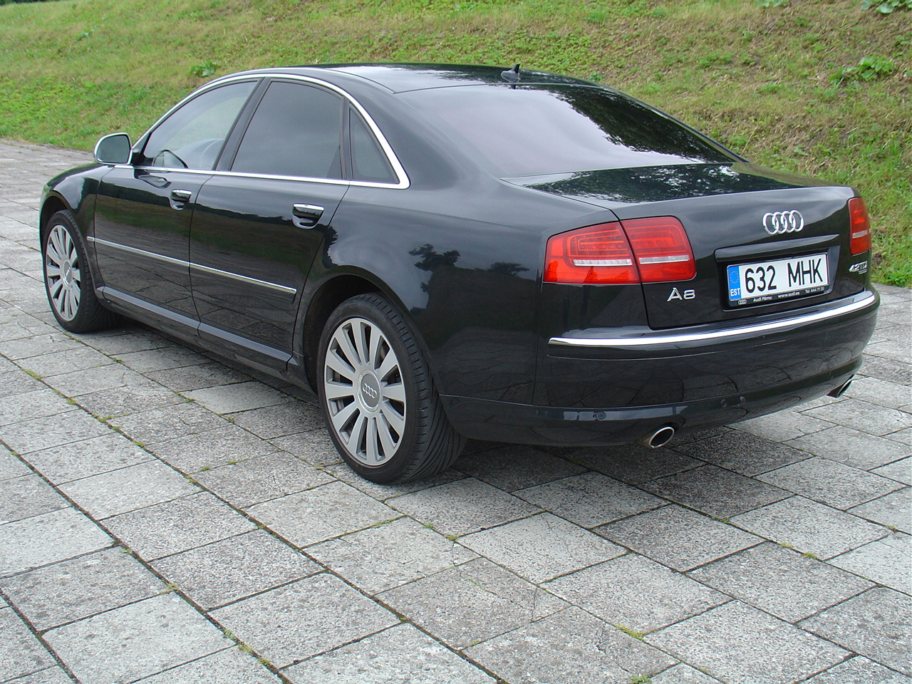 Audi A8 S Line