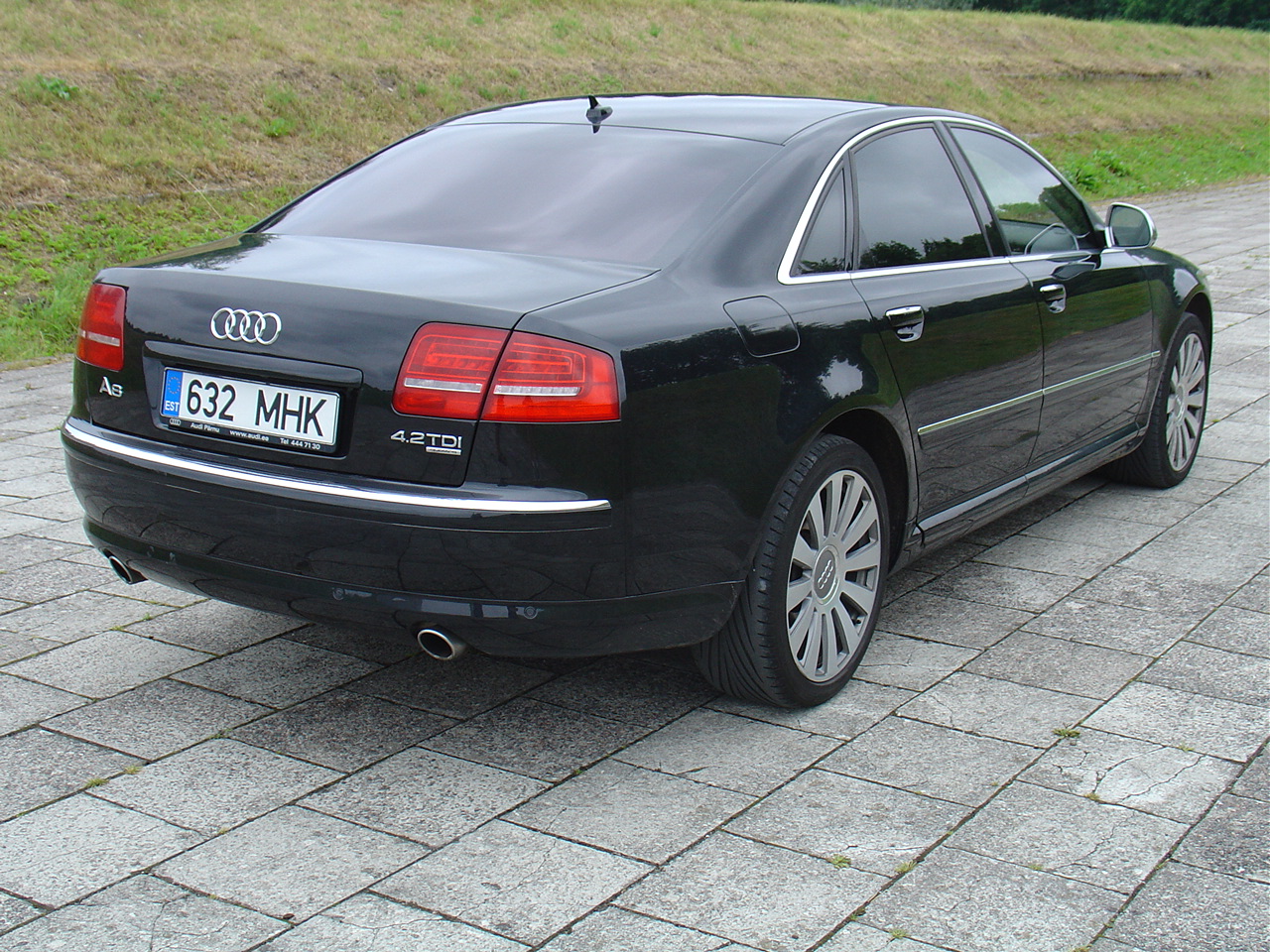 Audi A8 S Line