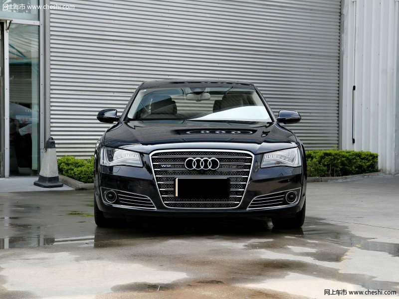 Audi A8 W12
