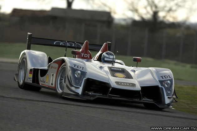 Audi R15