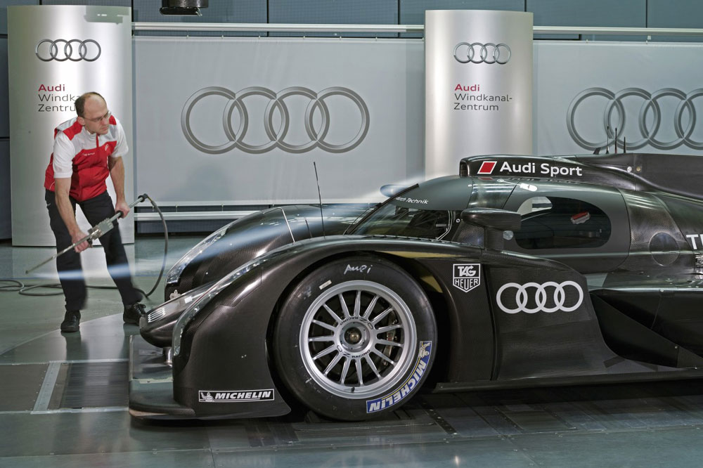 Audi R18