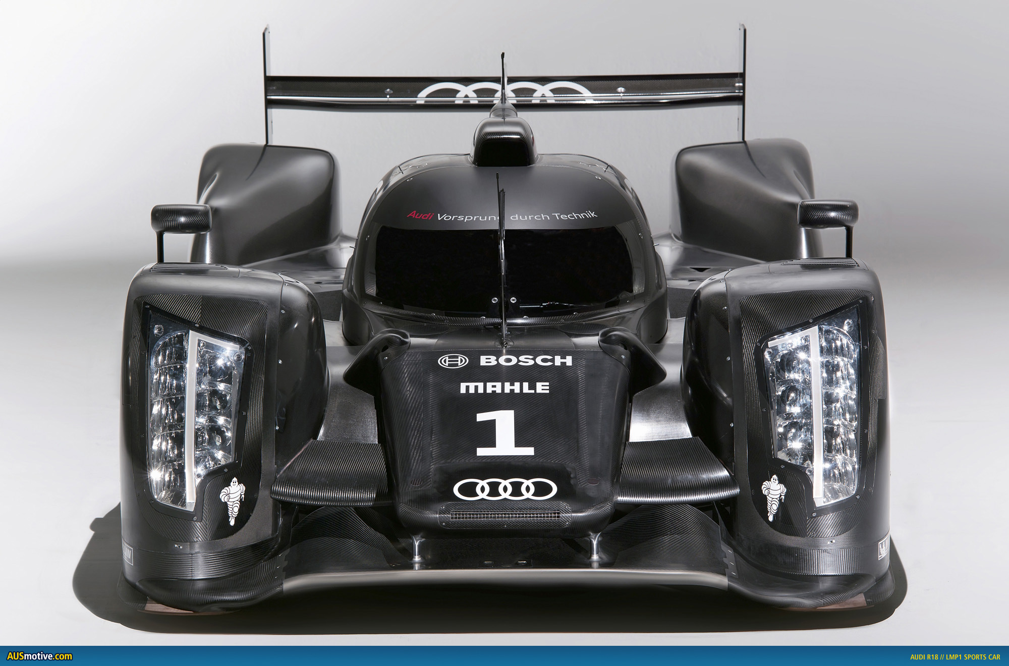 Audi R18
