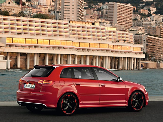 Audi RS3 Sportback quattro