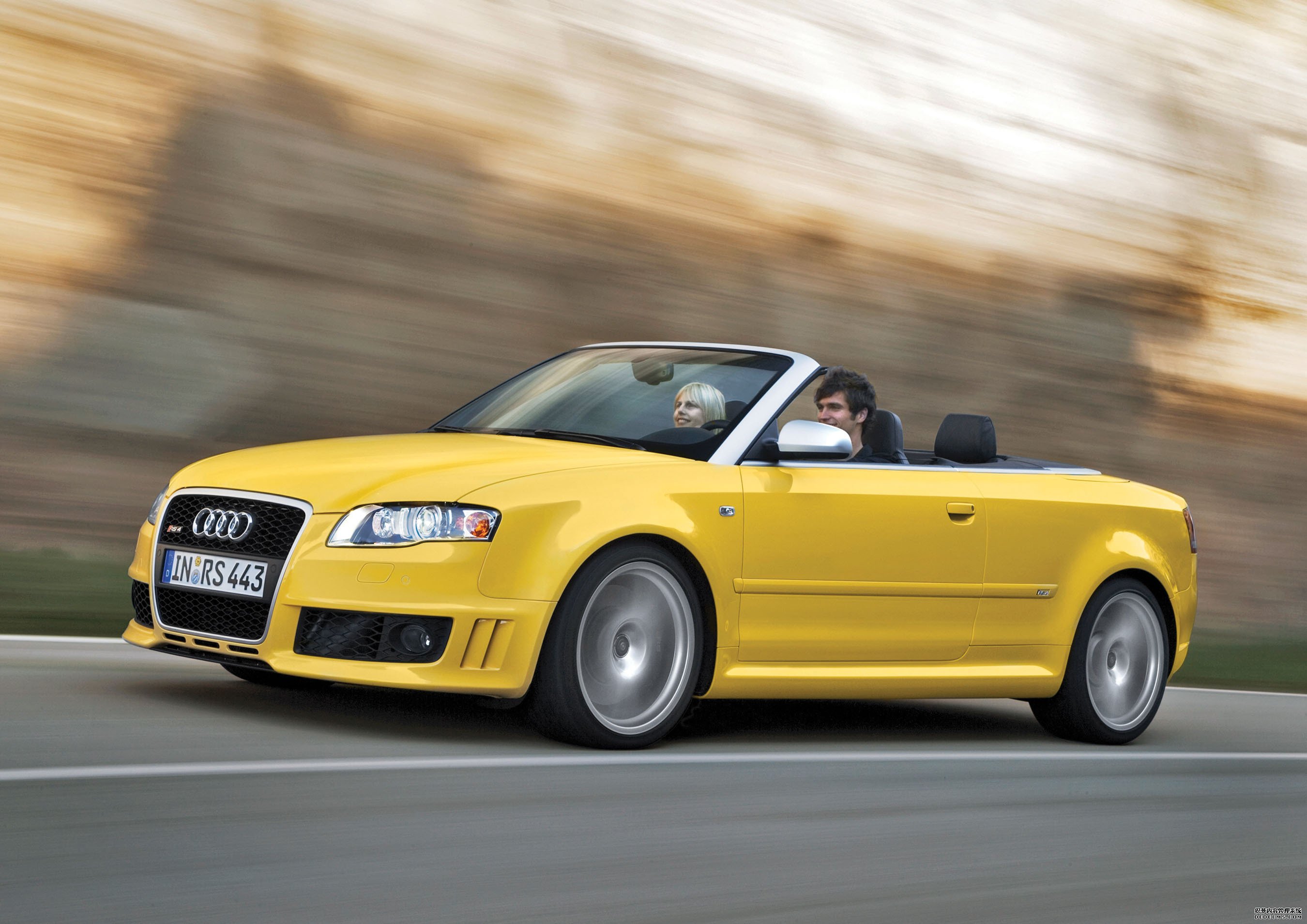Audi RS4 quattro