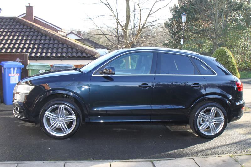 Audi Q3 Cobalt blue