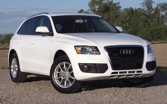 Audi Q5 white