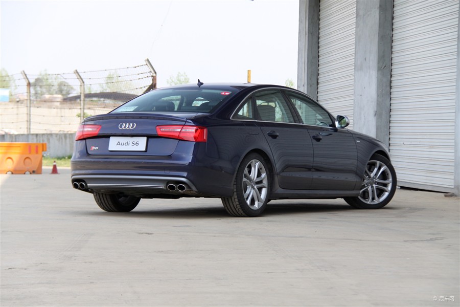 Audi S6