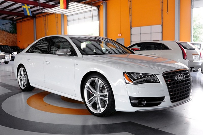 Audi S8 Quattro
