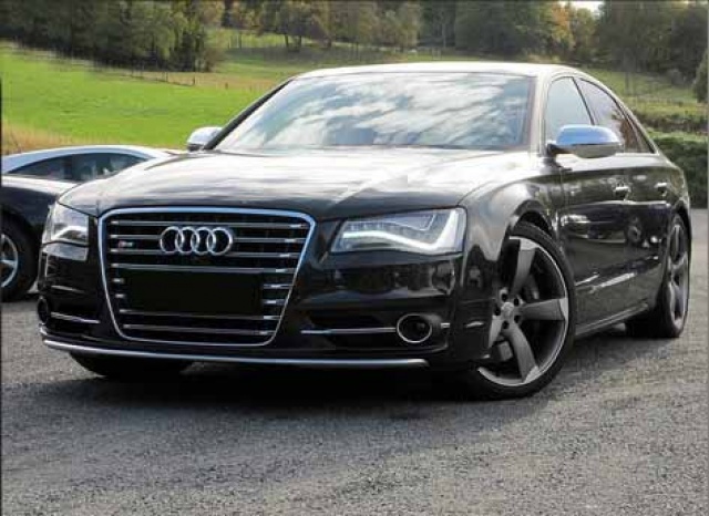 Audi S8 Quattro
