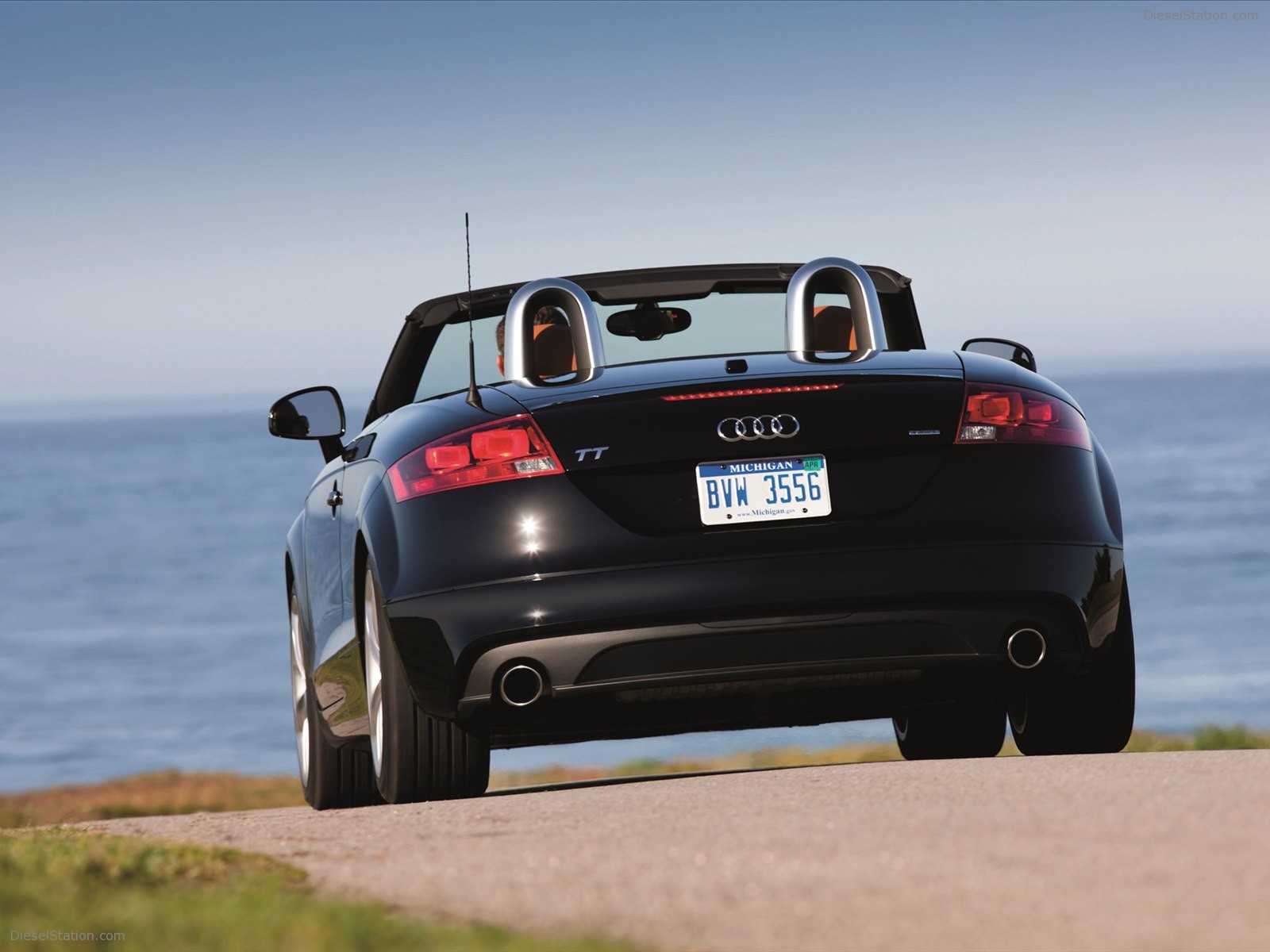 Audi TT Black edition