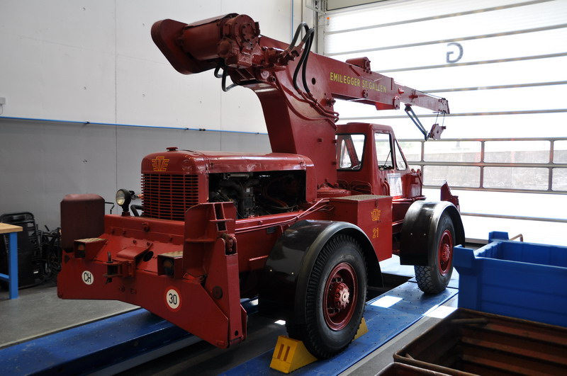 Austin Western Crane
