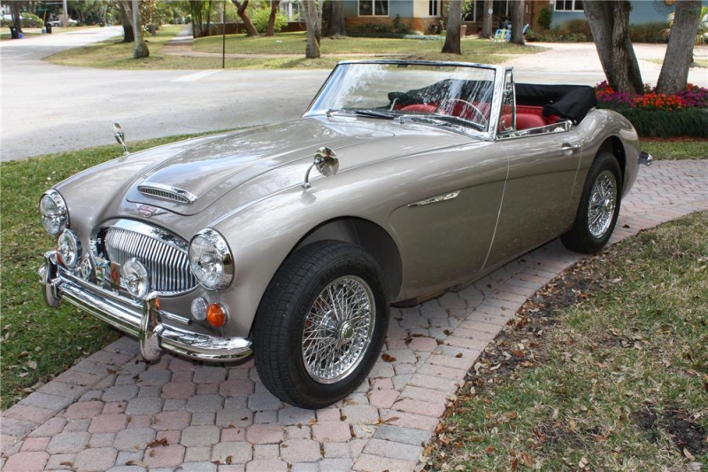 Austin 25