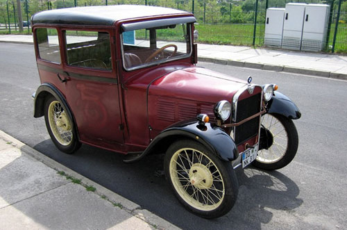 Austin 750