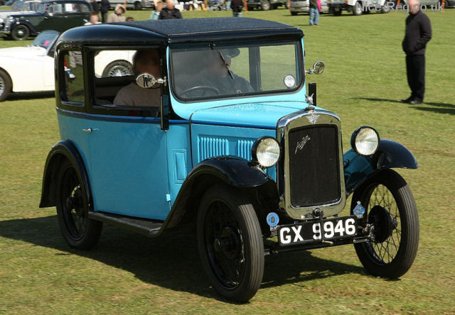 Austin 750