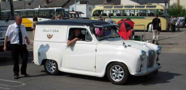 Austin a35 Saloon