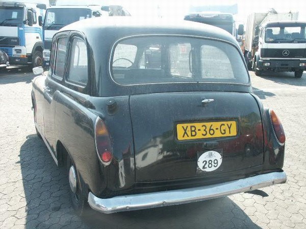 Austin FX4