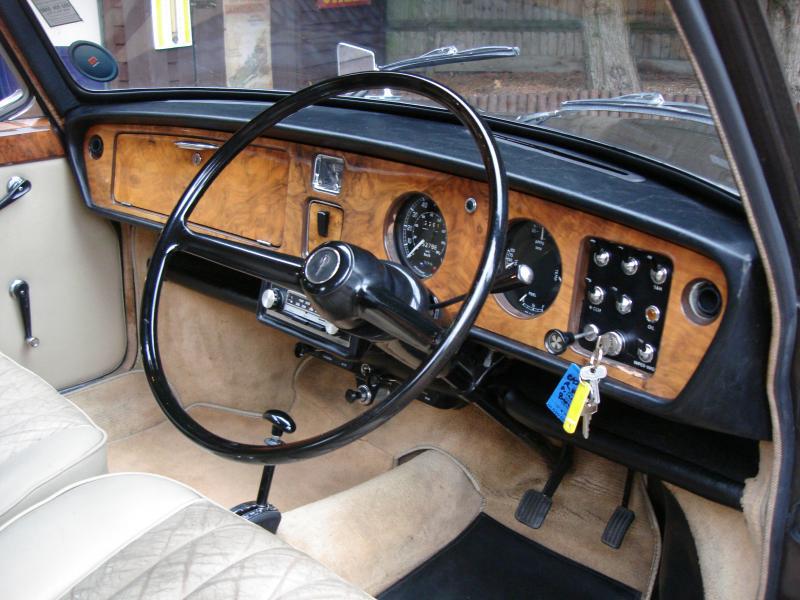 Austin Princess 2200