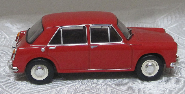 Authi Morris 1100