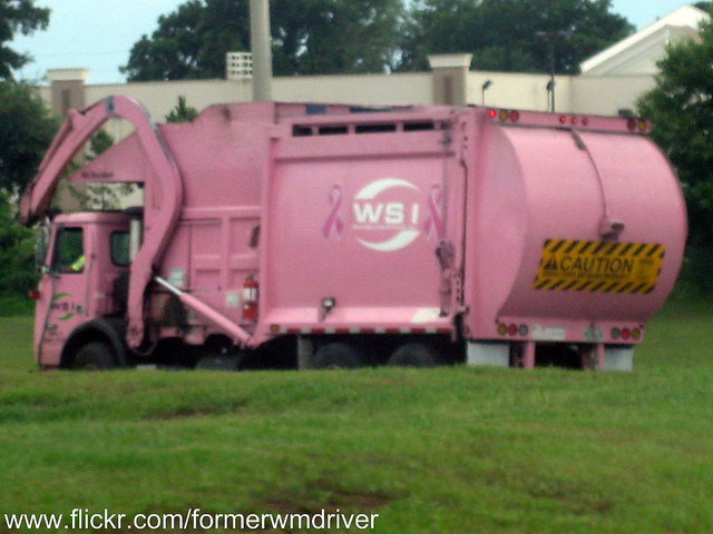 Autocar Garbage truck