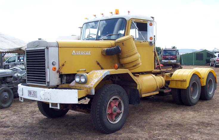 Autocar Truck