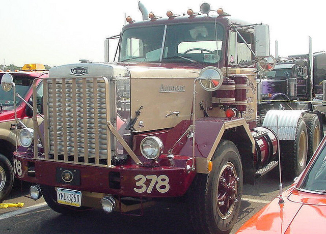 Autocar U 7144 T