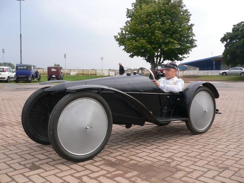 AV Monocar