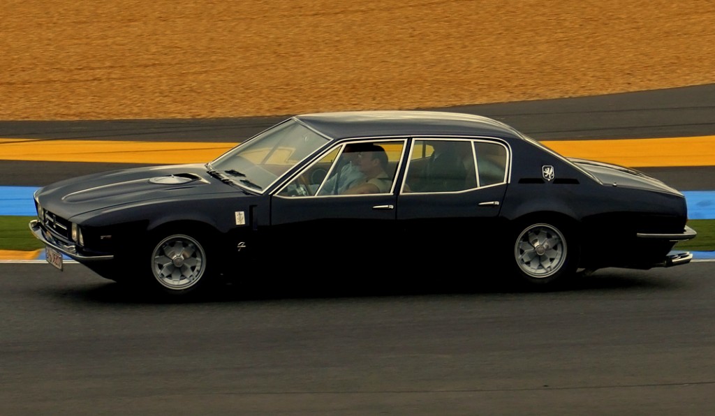 Avanti Car