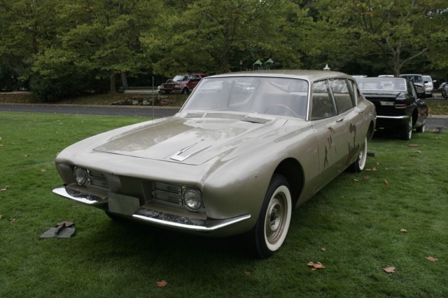 Avanti Sedan