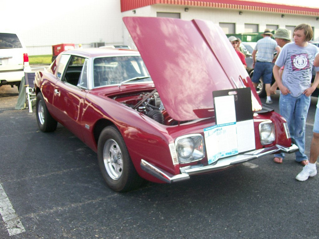 Avanti Studebaker