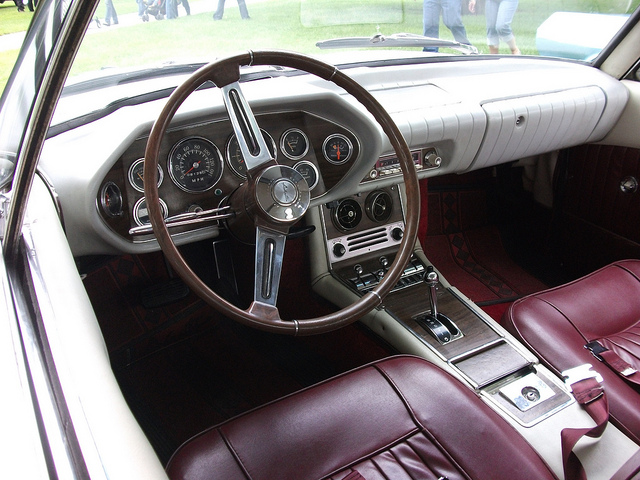 Avanti Studebaker