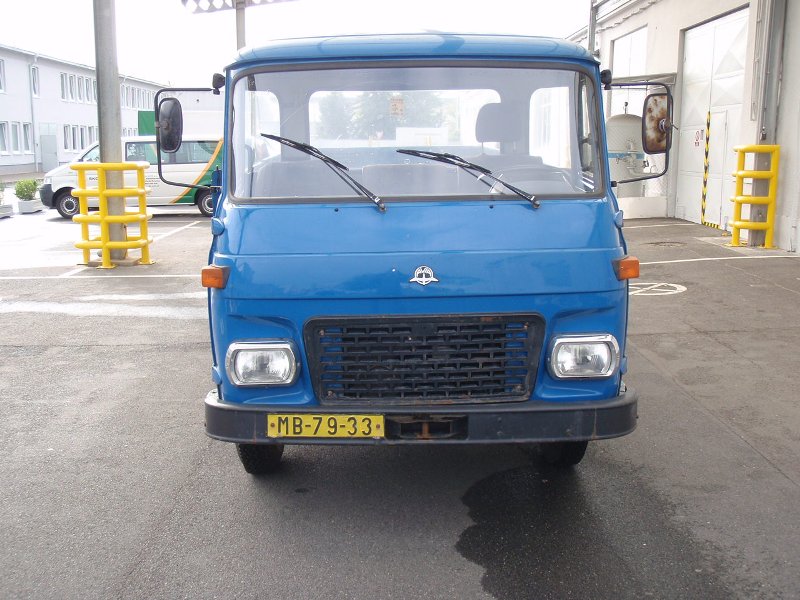 Avia A30