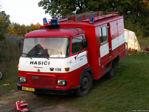 Avia A30