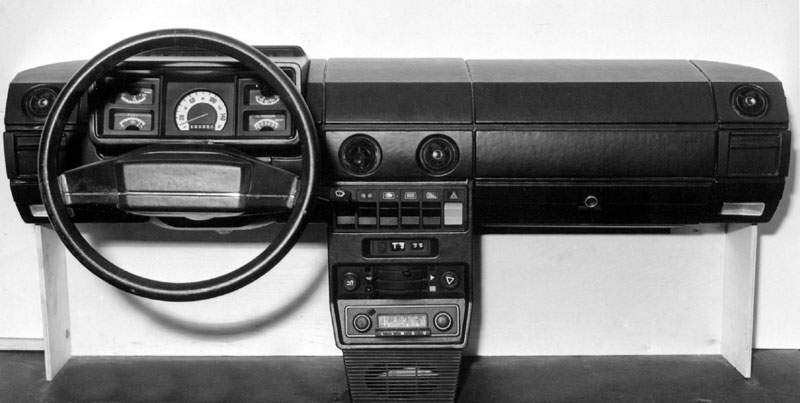AZLK 2140 SL