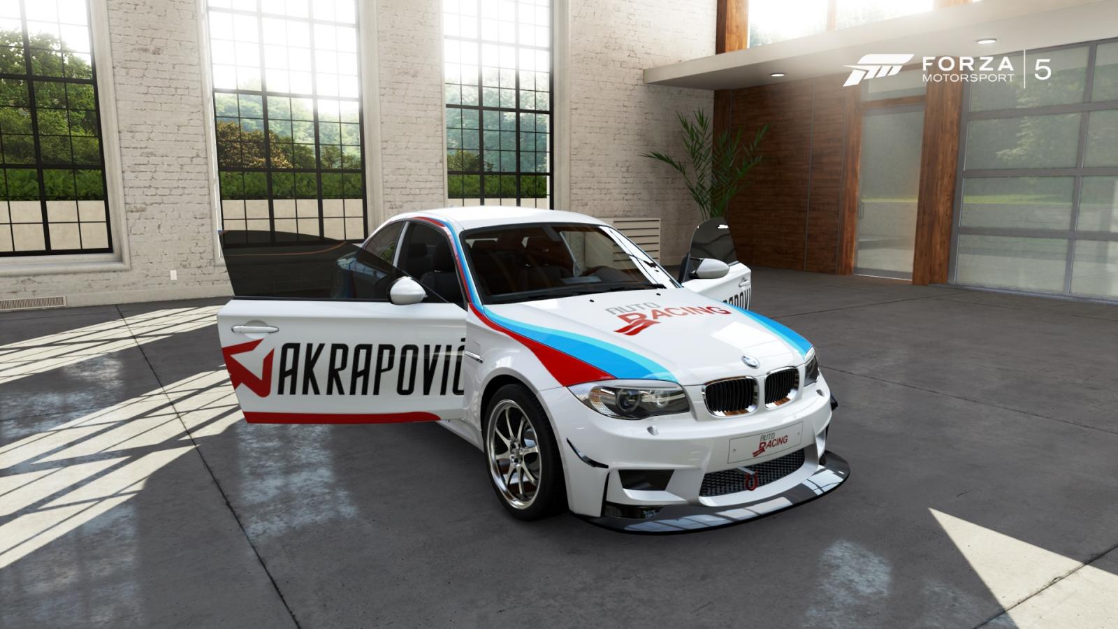 Bmw 1m Akrapovic