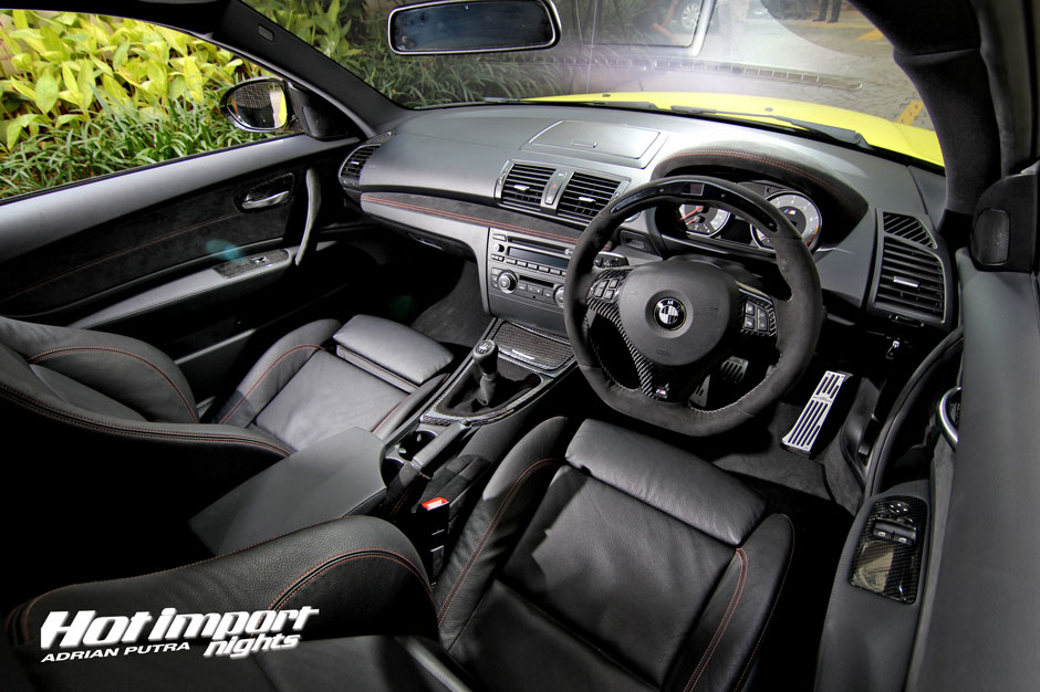 Bmw 1m Performance