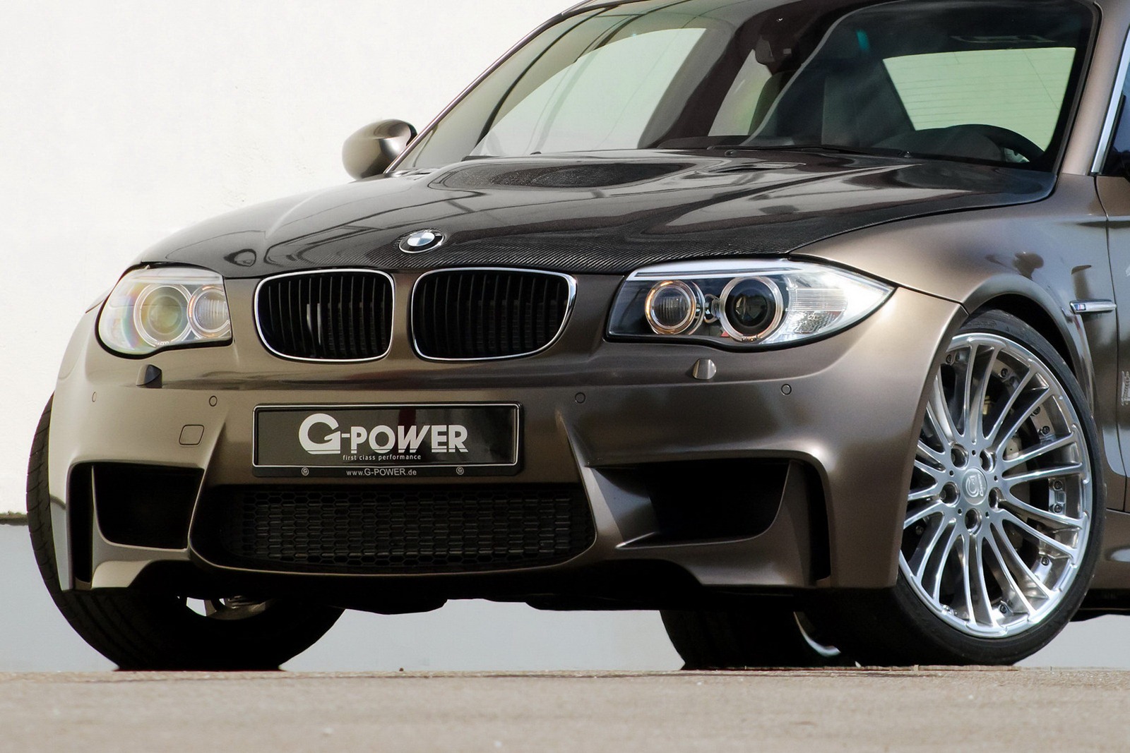 Bmw 1m V8
