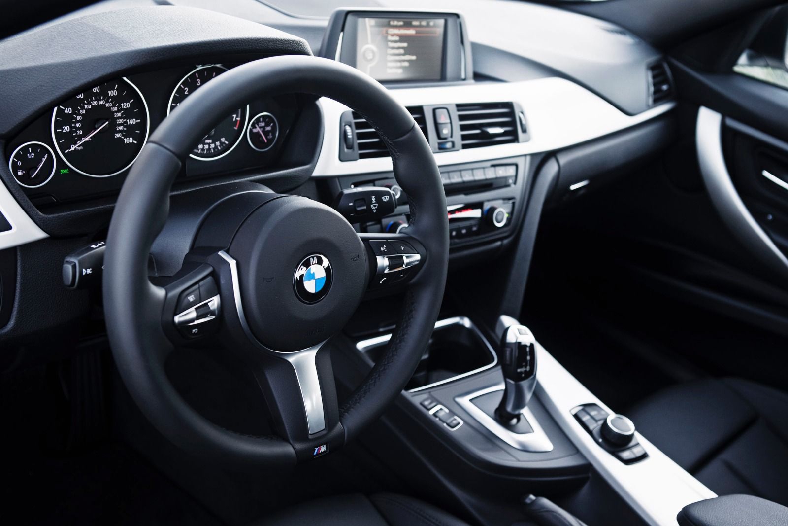 Bmw 3 Series 320i