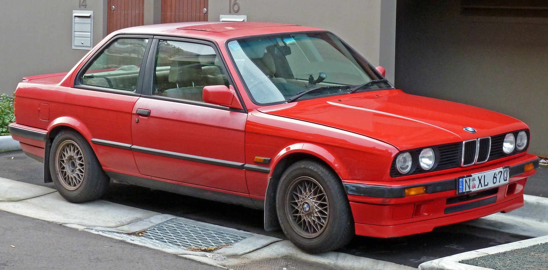 Bmw 3 Series E30