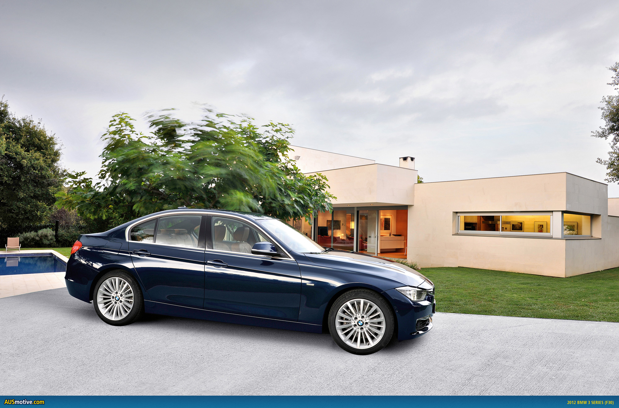 Bmw 3 Series Luxury Line