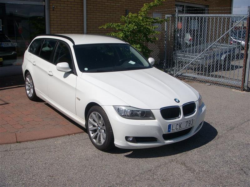 Bmw 318 2011