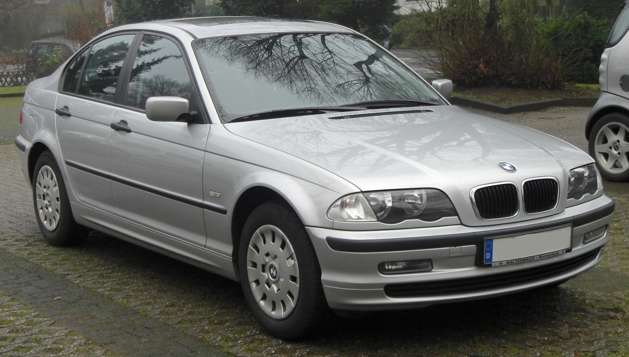 Bmw 318i 2000 Model