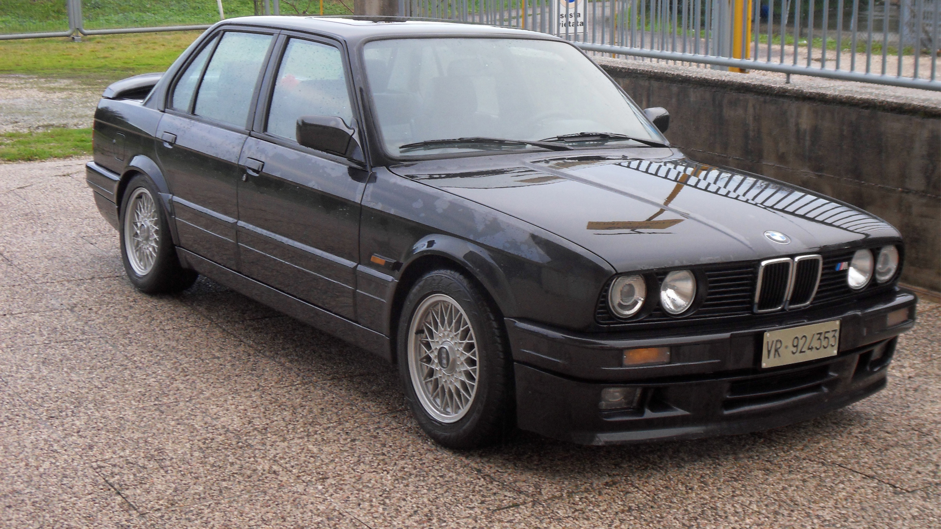 Bmw 320 Is