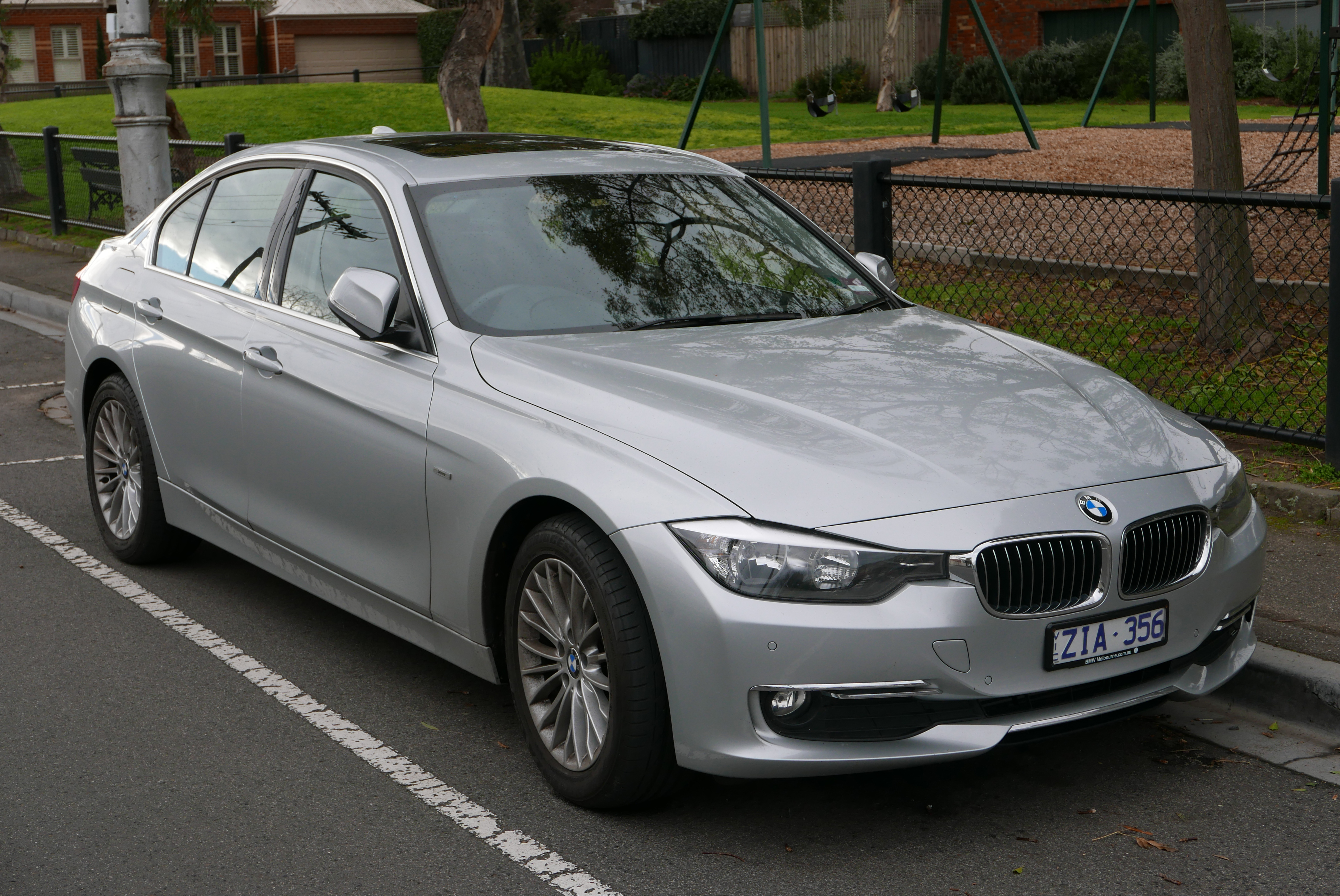 Bmw 320 Series