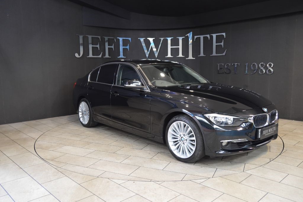 Bmw 320i Luxury
