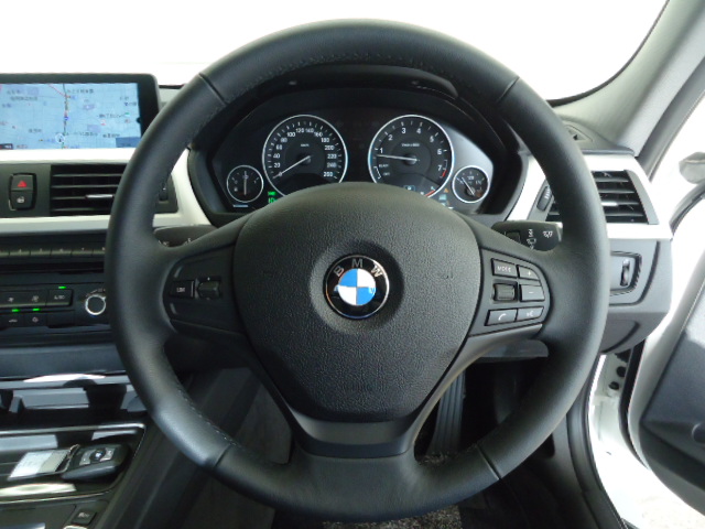 Bmw 320i Se