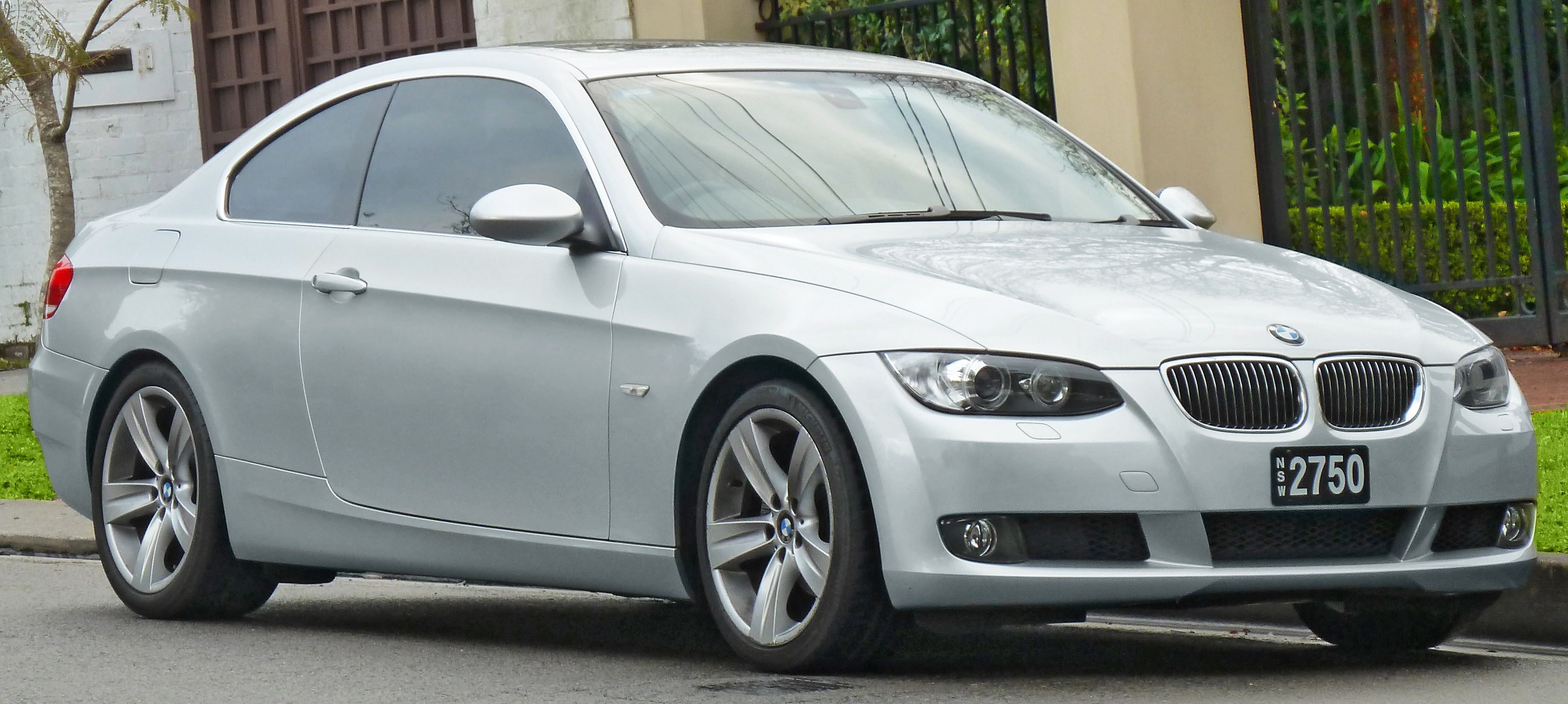 Bmw 325i 2010