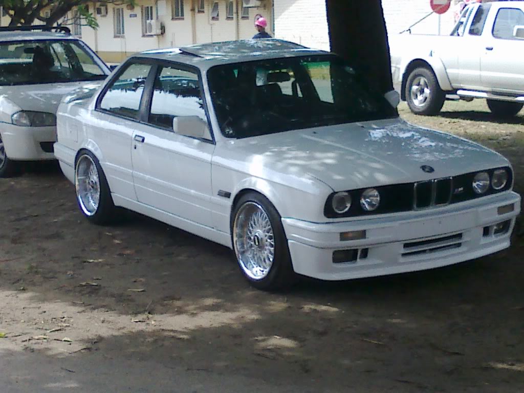 Bmw 325i Gusheshe